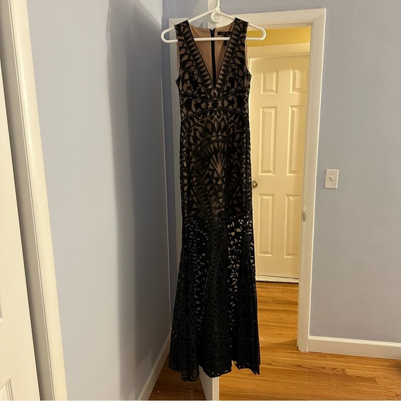 BCBGMAXAZRIA Maranda Burnout Black Lace
Dress Gown Fit Flare Size 0 - Picture 9 of 13